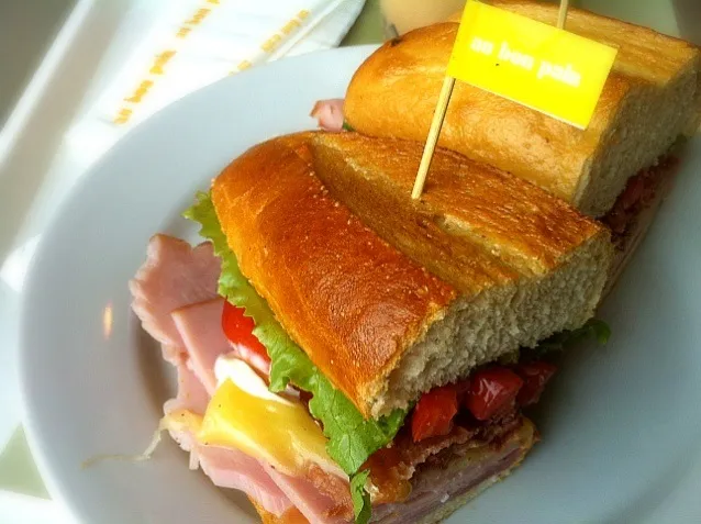 Smoked Ham Club Sandwich|about.me/pinku_nekoさん