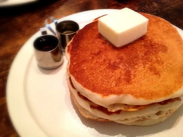 バターはちみつパンケーキ|まぁさん