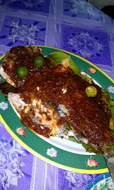 Snapdishの料理写真:Grilled Seabass with sambal sauce|Chi H Bakerさん