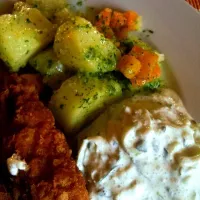 chicken breast with basil new potato and tzatziki|ganterklariさん