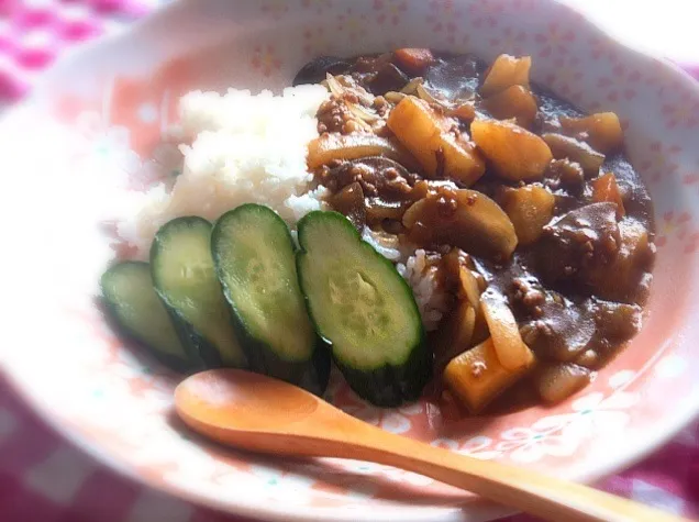 挽肉で夏野菜カレー、漬物|M...✴︎さん