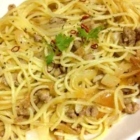 Snapdishの料理写真:タマネギのパスタ|シュンさん