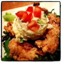 Fried Chicken Salad ..|Blue Lyonさん