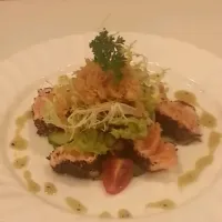 Black Pepper  Salmon  Salad|HYさん