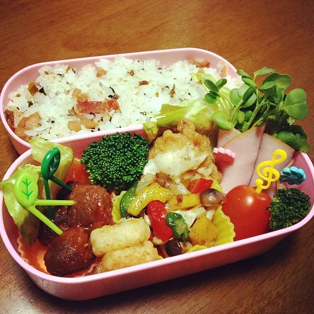 ミートボールと野菜中華炒め弁当|🍎ゆかりんご🍎さん