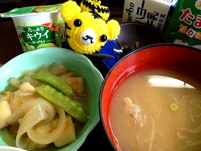 タマネギとお麩の煮物|いちこさん