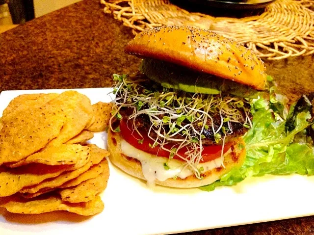 Angus Burger with Sweet Potato Chips|Taste-New Americanさん