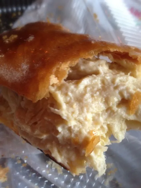 Snapdishの料理写真:Durian strudel been eaten|muhammad adibさん