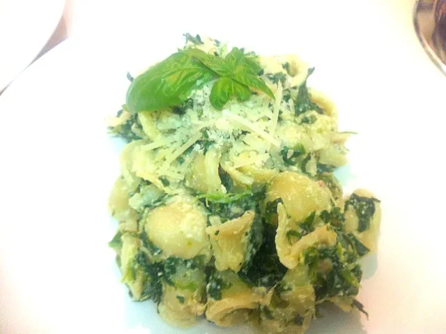 Snapdishの料理写真:Orchiette con ricotta e spinaci|cristina pellegrinoさん