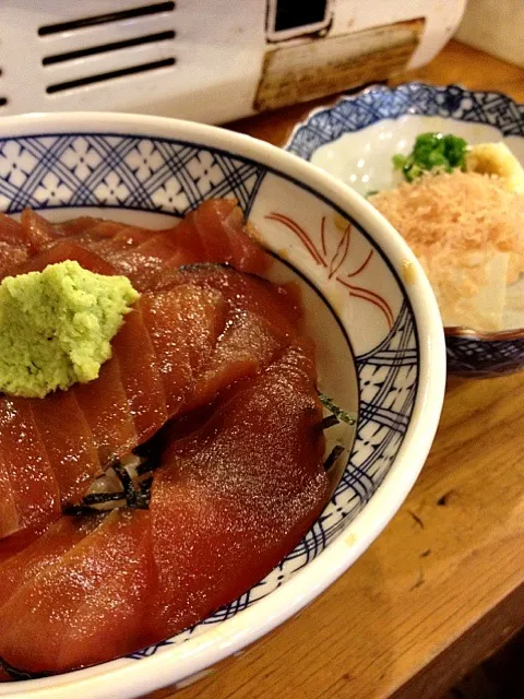 大量のワサビが脳天直撃し悶える、マグロ漬け丼|Keisuke Makinoさん