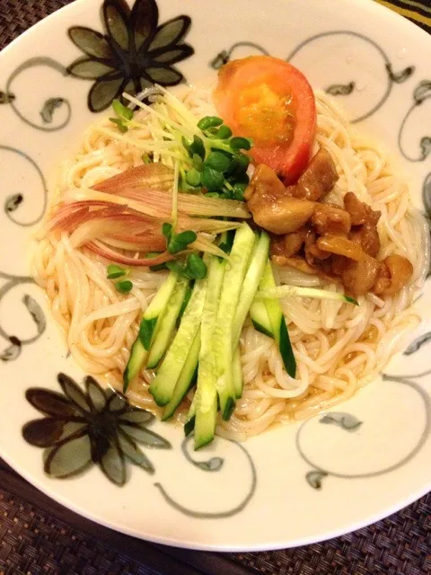 Snapdishの料理写真:冷麺。|kanaさん