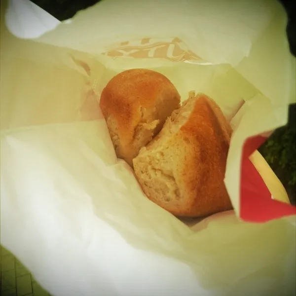 Whole wheat bread|Yuka Covaさん