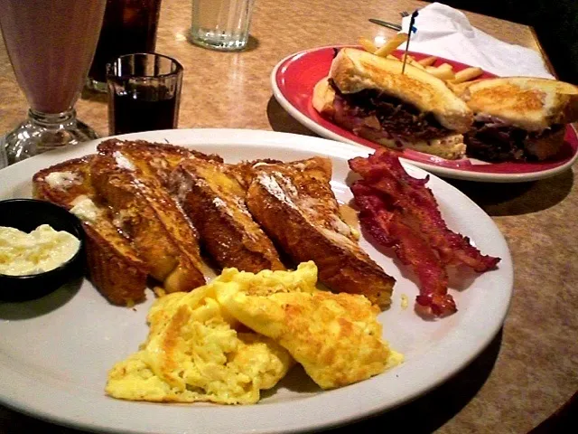 アメリカの朝食🍴✨|ancoさん