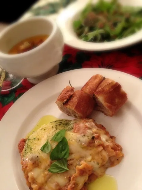 Snapdishの料理写真:Christmas lasagna|gigiさん