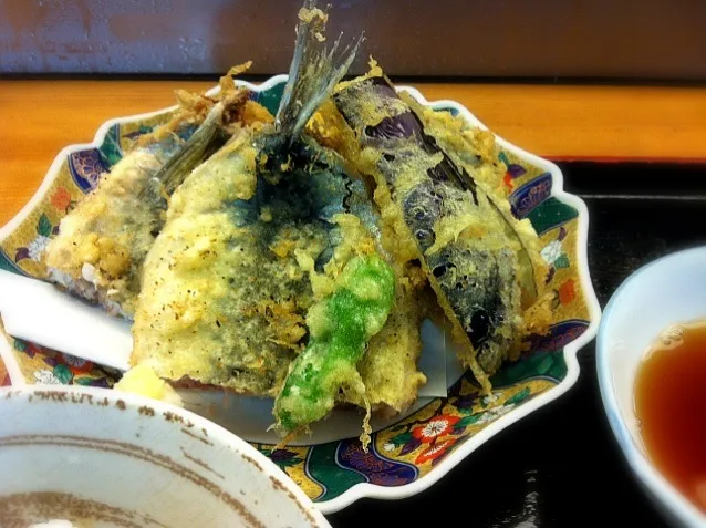 お昼の定食。いわしの天ぷら。|大石さん