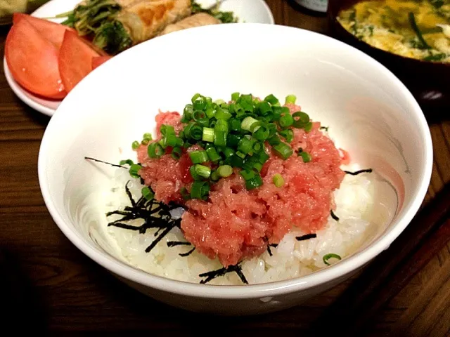 ネギトロ丼|しお ともさん