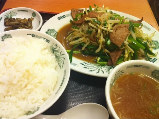 ニラレバ炒め定食|かざさん