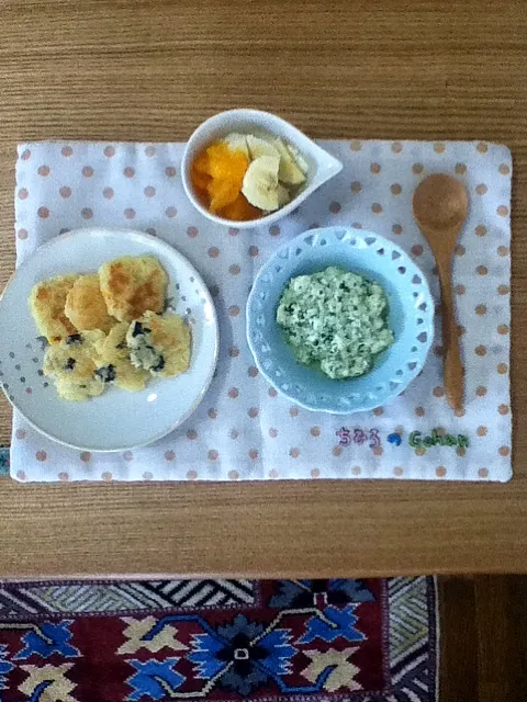 離乳食 野菜おやき、海苔おやき、小松菜しらすの白和え、オレンジばななヨーグルト|あっこさんのさん