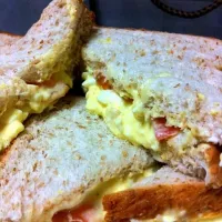 Egg Mayo Whole Wheat Sandwich|Adrian Chiaさん