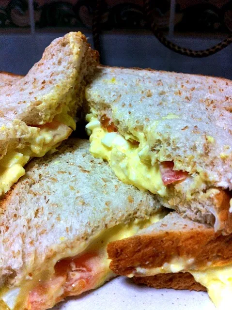 Egg Mayo Whole Wheat Sandwich|Adrian Chiaさん