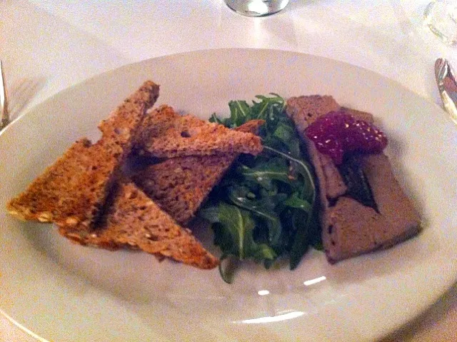 Snapdishの料理写真:Field Mushroom Pate w-Cranberry Jelly & Toast|Amanda Gardnerさん