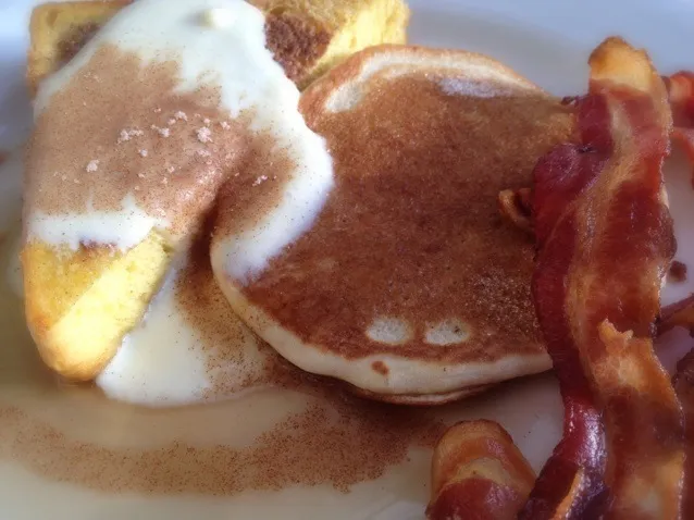 breakfast at Hilton Guam|Reiさん