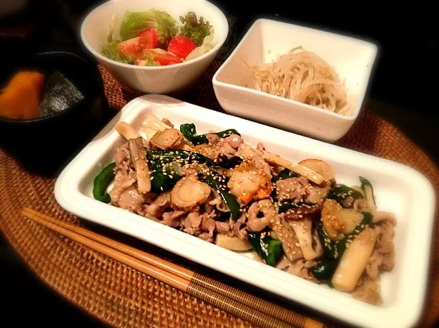 豚肉とホタテの中華あんかけ炒め&カボチャ煮物&もやしナムル定食🍴|Nonさん