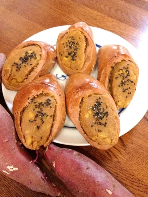 季節はずれの焼き芋パン|かずさん