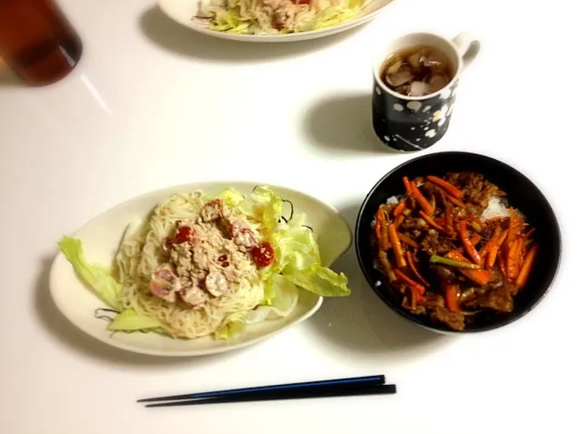 Snapdishの料理写真:トマトとツナのそうめんと焼肉丼|ゆきなさん