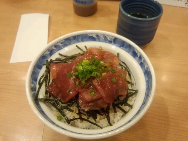 マグロ漬け丼|やたがい　ゆうりさん