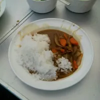 子供だけで作ったカレーライス。飯盒のご飯も絶妙。|白土貴史さん