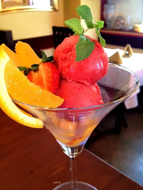 blood orange sorbet with fresh mango and oranges|lauren shannonさん