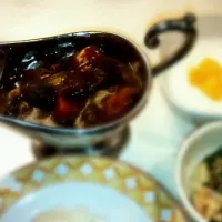 Snapdishの料理写真:夏野菜カレーとネバネバサラダ|戸川玲子さん