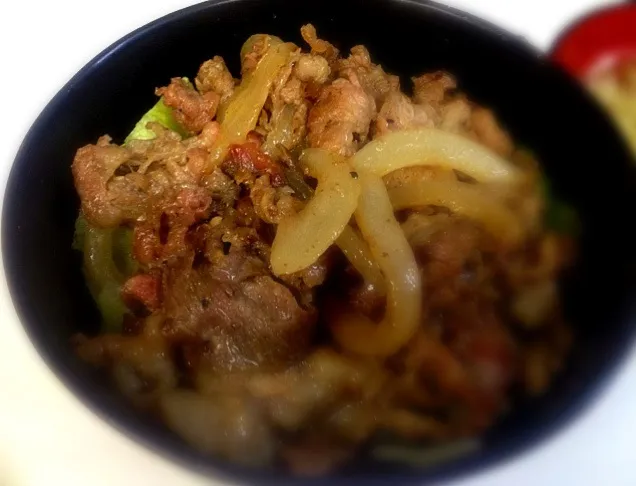 本日の賄い飯🍚  塩ポン焼き牛丼|Cabezon.Nakamuraさん