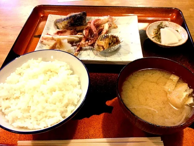 日替わり焼魚定食|ニッサンさん