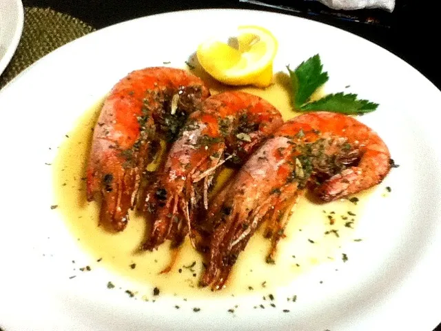 Gamberi fritti in olio d'oliva e aglio|Daisukeさん