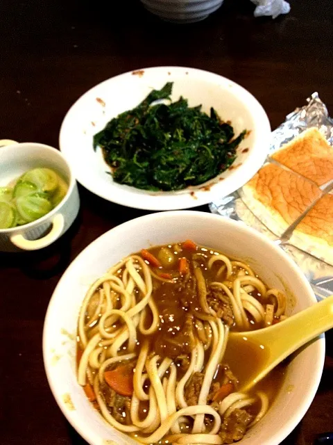 カレーうどんに青トマトの酢漬け|やなさんさん