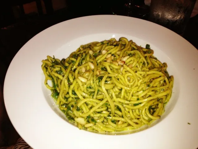 Spaghetti with Pesto, String Beans, and Pignolis|stephanie mizuhaさん