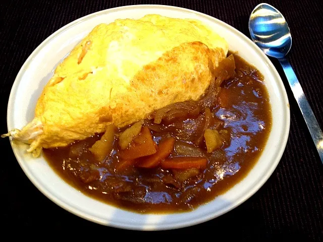 朝からオムカレー！|koji toyodaさん