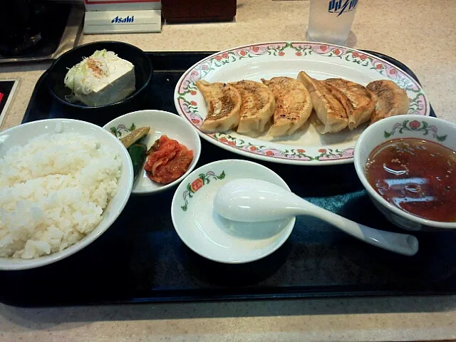 餃子定食|大下 透さん