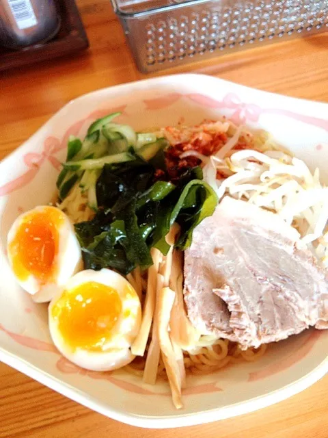 Snapdishの料理写真:キムチスープ冷麺|さきさん