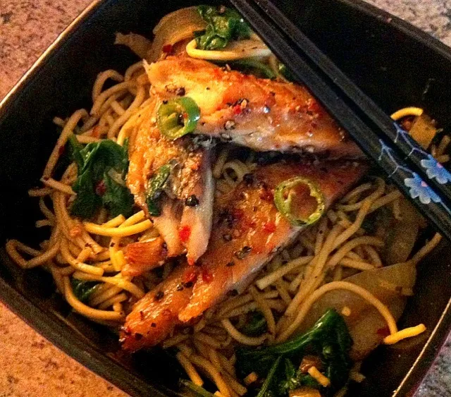 Warm Smoked Haddock on a bed of Spinach Pesto Noodles|Gillian Urquhartさん