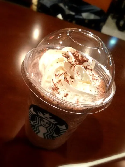 ダークモカチョコチップフラペチーノ？|まおさん