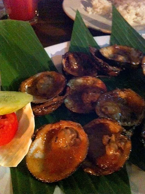 kerang bakar|Nathalie Straversさん