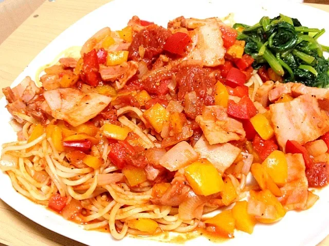 トマトとベーコンのスパゲッティ🍝|エイさん