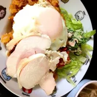 タコライス 鶏ハム＆目玉焼きのっけ、中華風味噌スープ|瑞穂さん