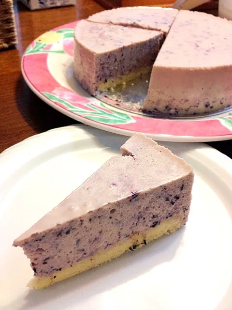 Snapdishの料理写真:ブルーベリーレアチーズケーキ|Akiko.Kさん