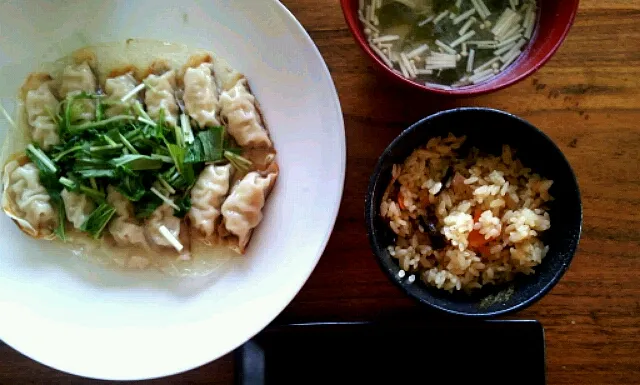 かしわご飯、餃子、お味噌他、|直樹さん