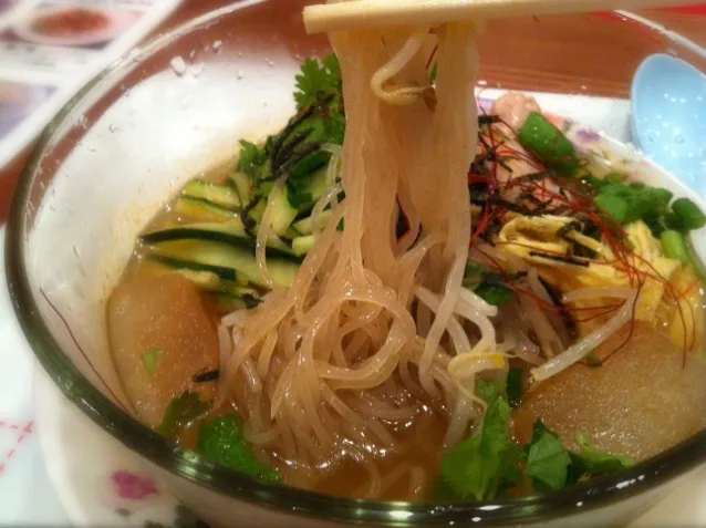 タイ料理屋の トムヤム冷麺|大石さん