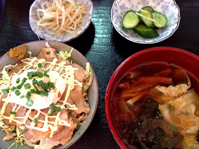 チャーシュー丼|さきさん